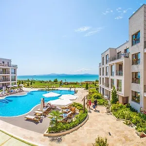 https://diamond-beach-apartments.sunnybeach-hotels.org